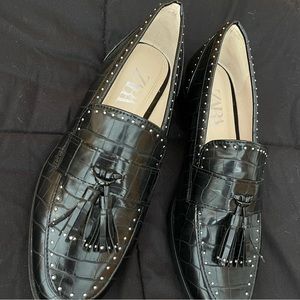Black Zara loafers
